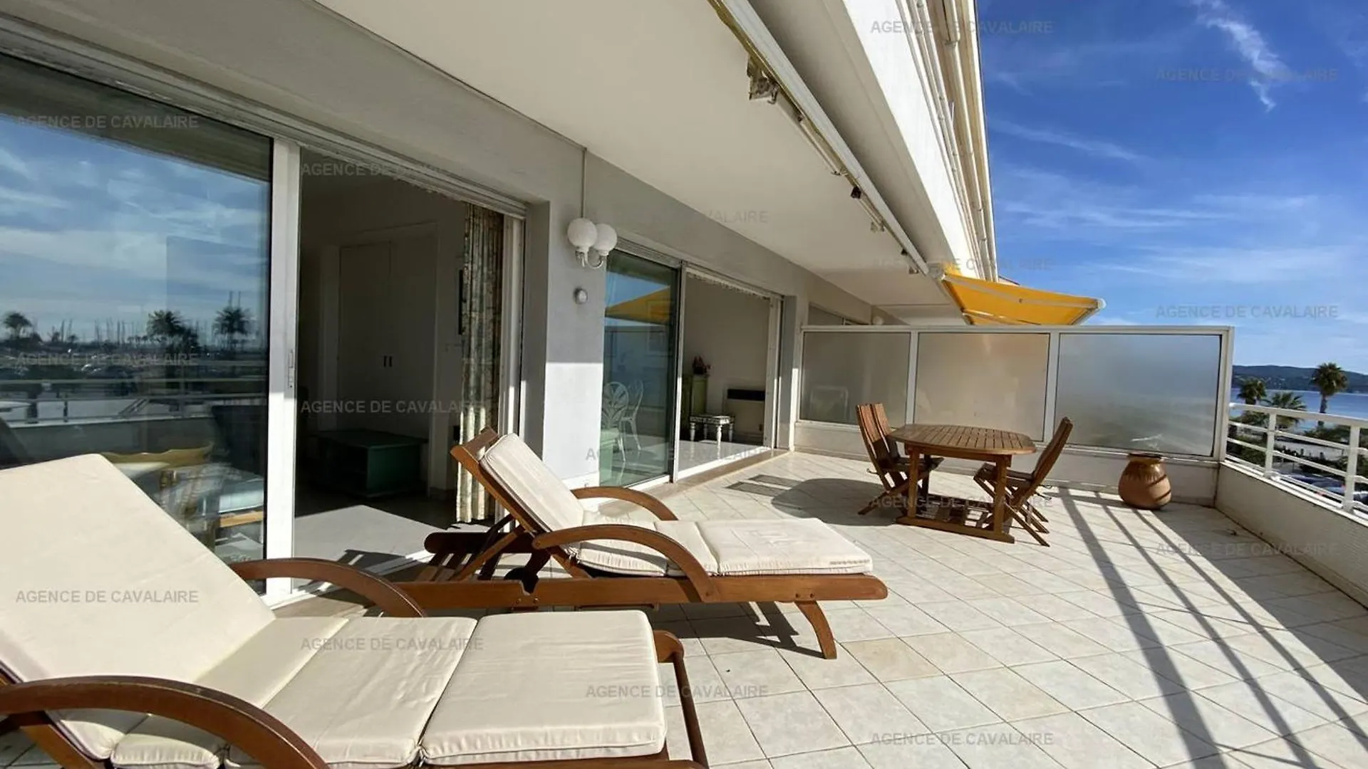 Appartement Climatise Face Mer, Avec Piscine Et Parking, Cavalaire-Sur-Mer - Fr-1-100-320